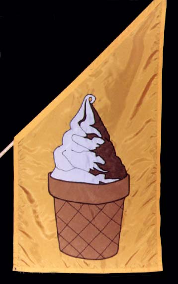 0001_162_cone_soft_serve.JPG (26103 bytes)